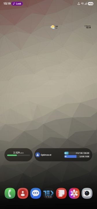 Screenshot_20250427_151930_One UI Home.png