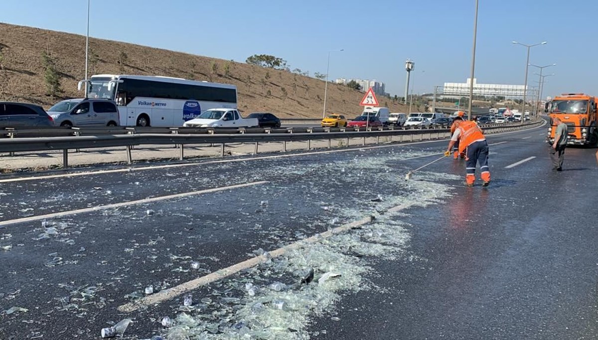 TEM Otoyolu’nda trafiği durduran kaza