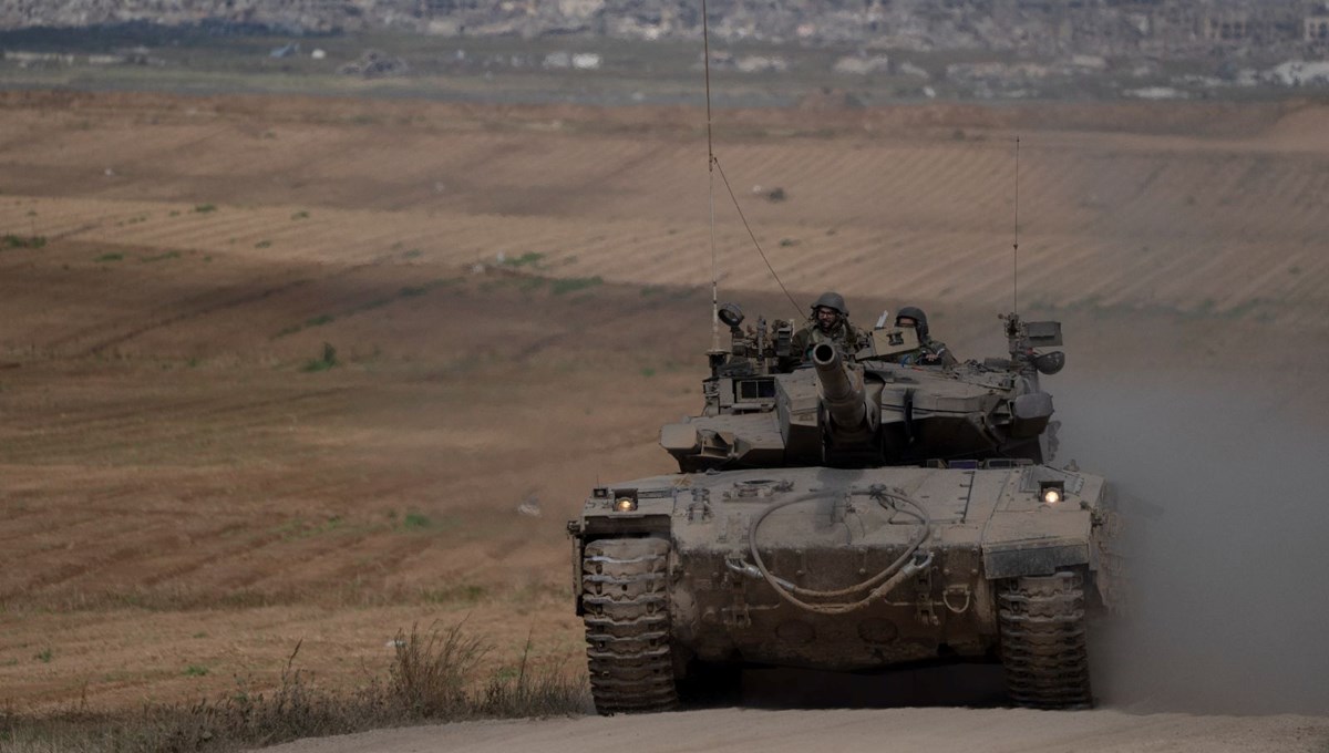 İsrail ordusu Lübnan'ın güneyindeki Hizbullah mevzilerini vurdu