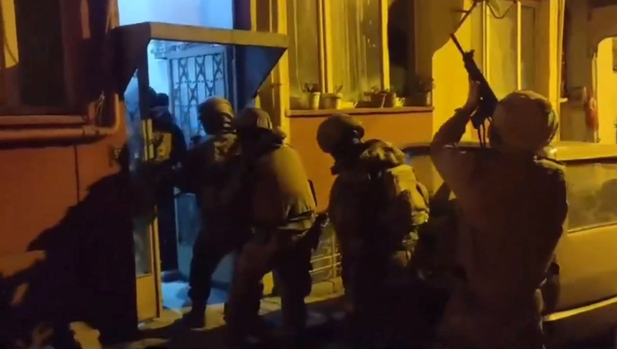 İstanbul'da organize suç örgütüne operasyon: 12 kişi yakalandı