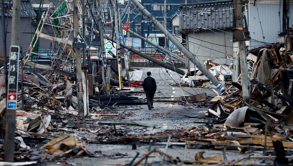 Japonya'daki depremler: Yaşamını yitirenlerin sayısı 236'ya çıktı