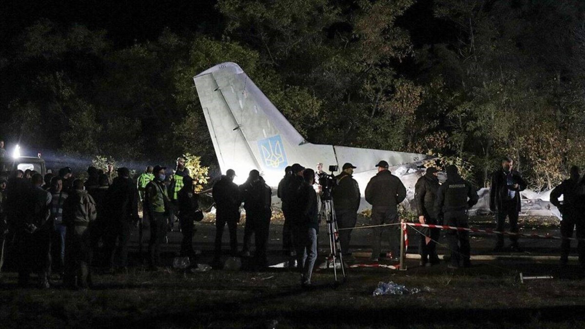 Belgorod bölgesinde 65 Ukraynalı esir dahil 74 kişinin içinde bulunduğu düşen Rus uçağı