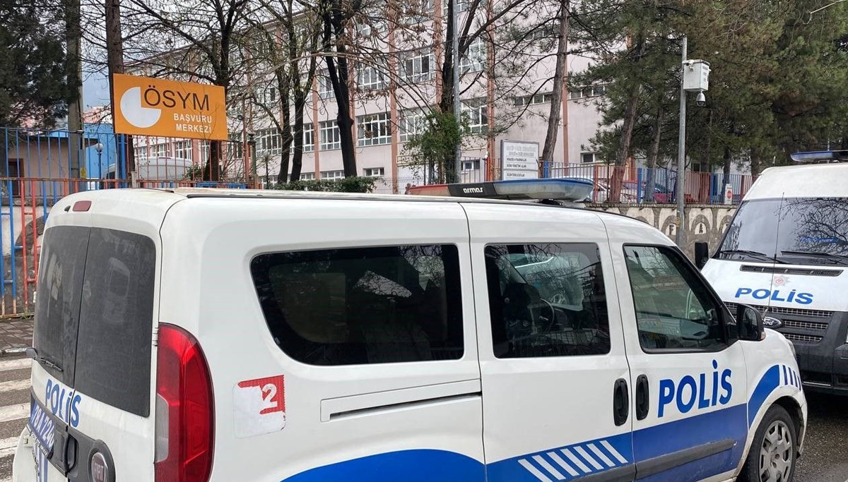 Karabük'te bıçaklı kavga: 3 lise öğrencisi yaralandı