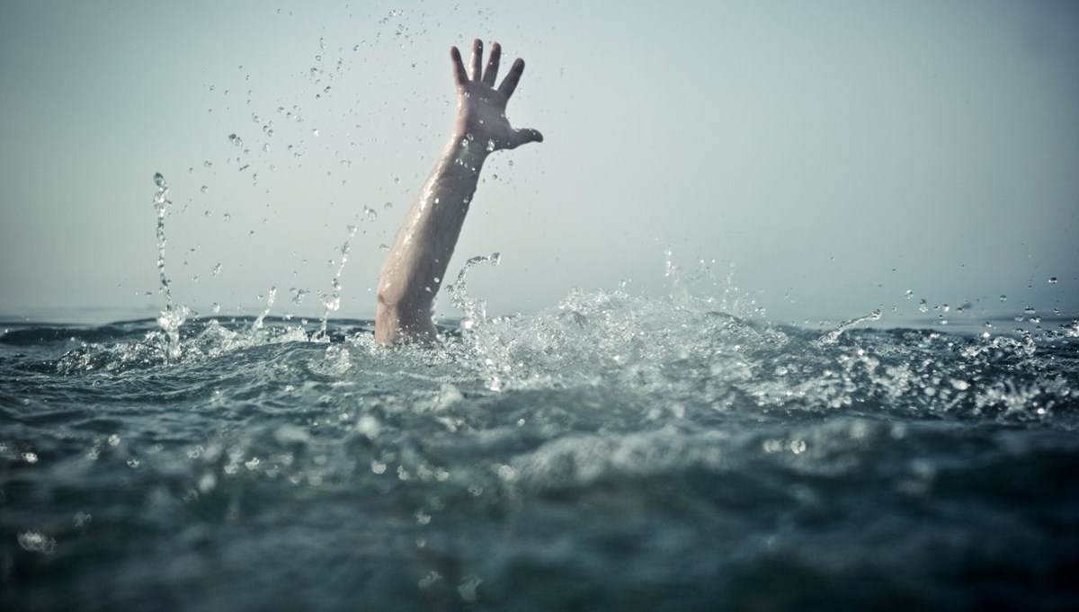 Adana'da denize giren çocuk boğuldu