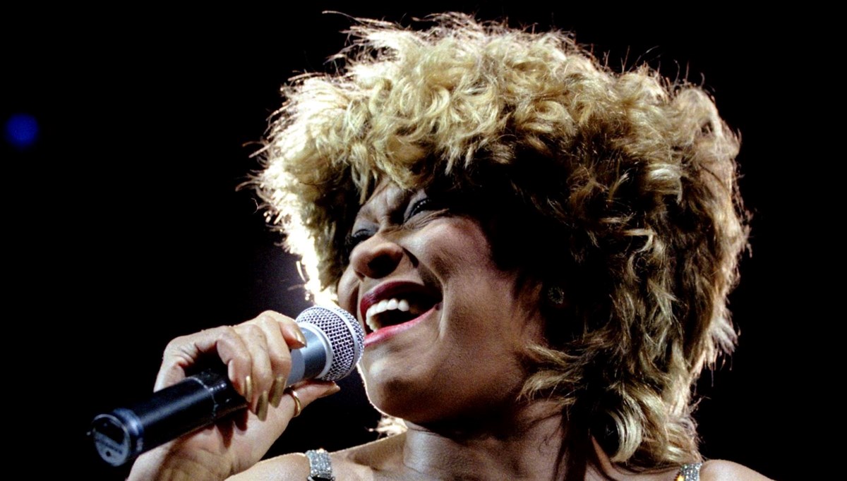 Rock müziğin kraliçesi Tina Turner hayata veda etti