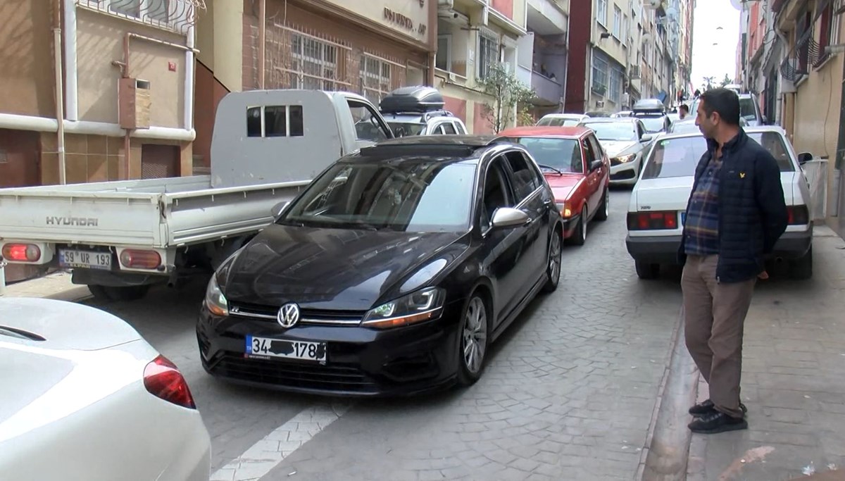 İstanbul’da bu sokaktan geçen trafik cezası yiyor | Esenler 55. Sokak’ta fahri müfettiş protestosu