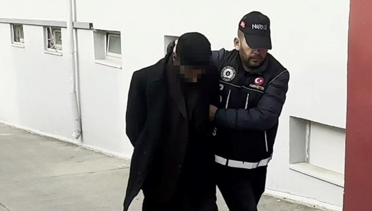 Adana’da 2 torbacı tutuklandı