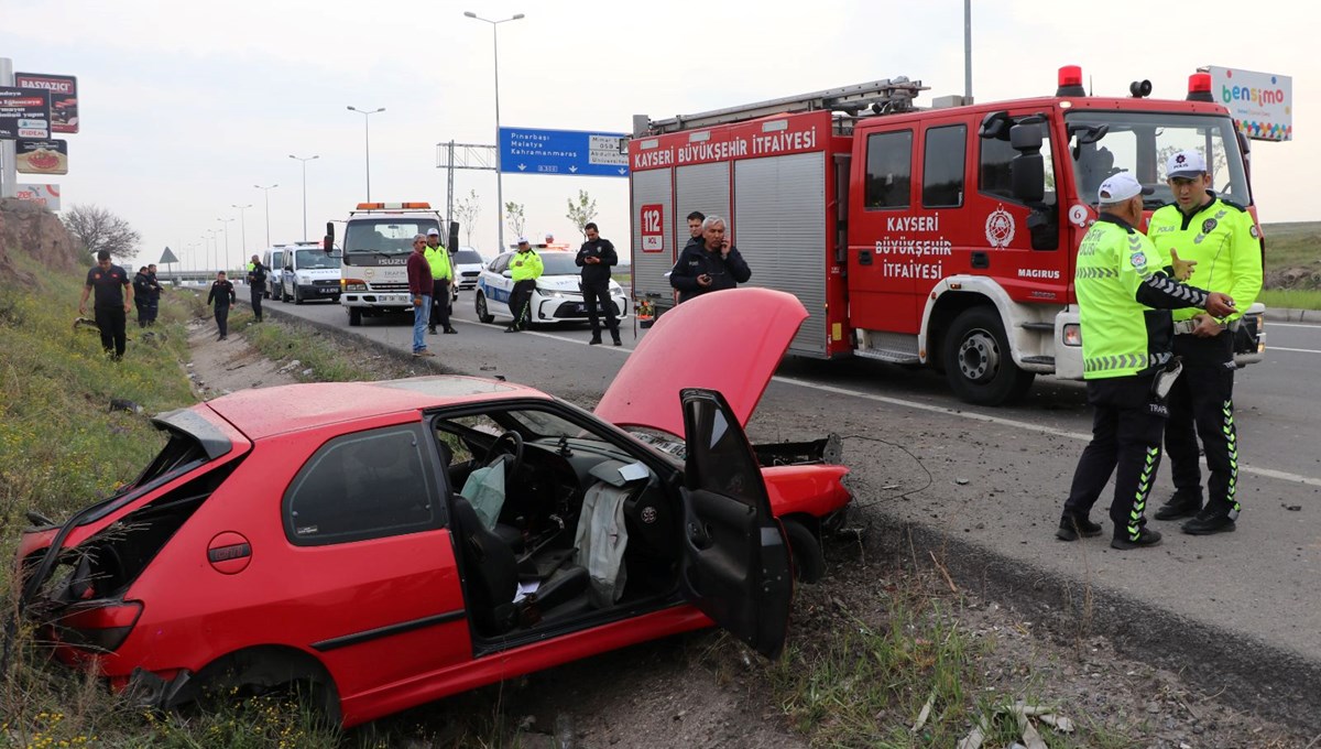 Kayseri'de şarampole devrilen otomobilin sürücüsü öldü