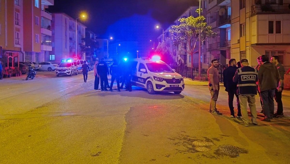 Konya'da bıçaklı kavga: 3 kişi yaralandı