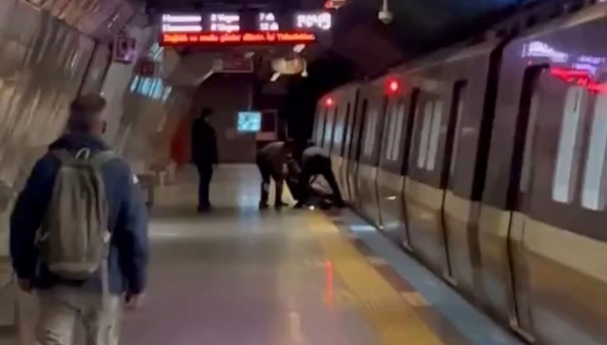 Mecidiyeköy metroda raylara düşen genç son anda kurtarıldı