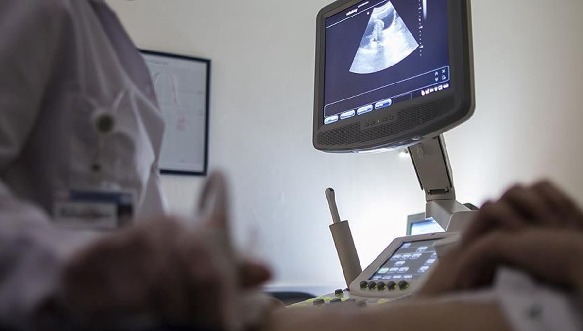 Fransa'da kürtaj anayasal hak olacak