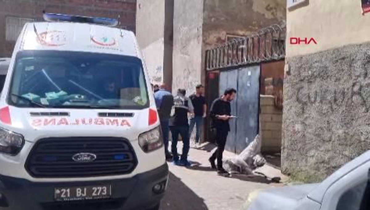 Diyarbakır'da silahlı saldırı: 2 ölü