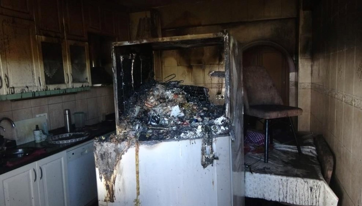 Buzdolabındaki patlama evi yaktı