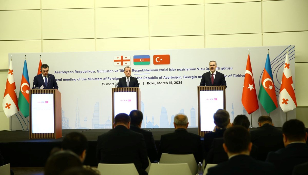 Türkiye, Azerbaycan ve Gürcistan bakanları bir araya geldi: 