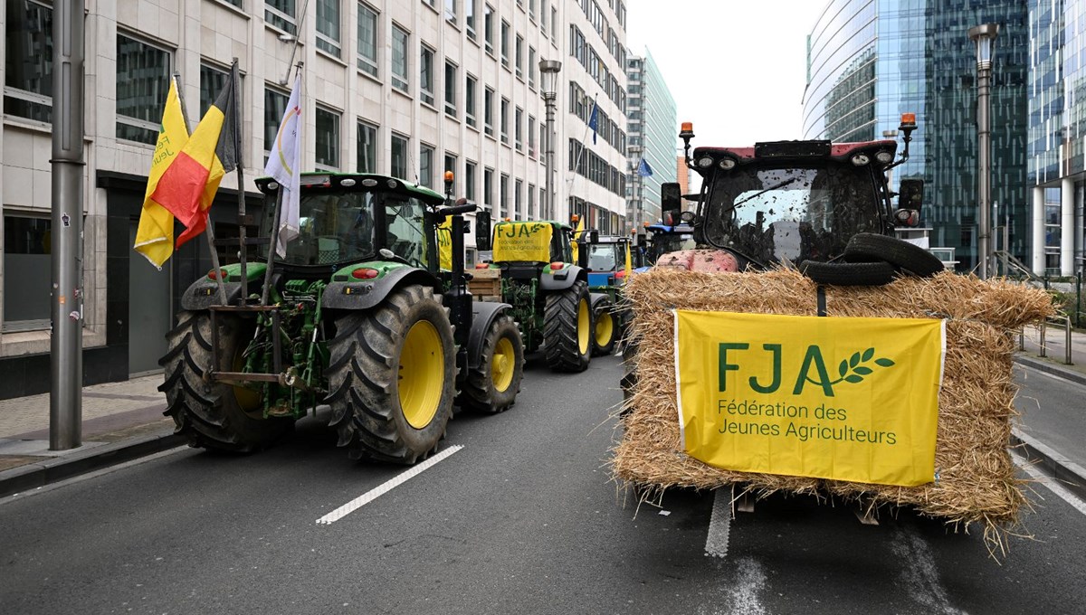 Belçika'da çiftçi protestoları büyüyor | Brüksel'e traktör sürdüler