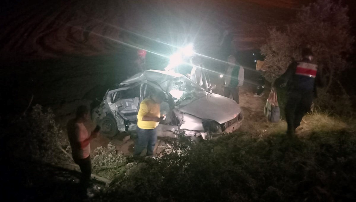 Muğla'daki kazada 2 kişi öldü, 3 kişi yaralandı