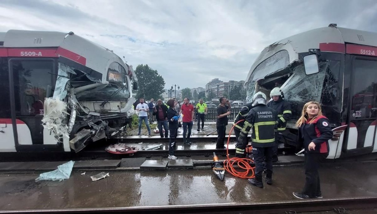 SON DAKİKA HABERİ: Samsun'da iki tramvay çarpıştı: 26 kişi yaralandı