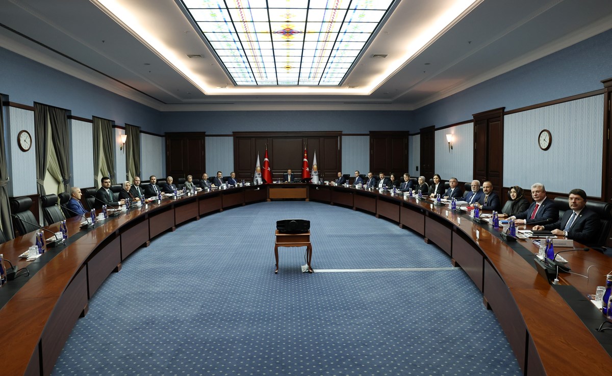 AK Parti Merkez Yürütme Kurulu (MYK), Cumhurbaşkanı ve AK Parti Genel Başkanı Recep Tayyip Erdoğan başkanlığında toplandı.