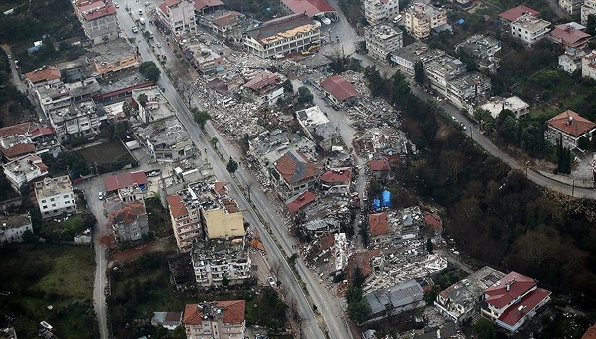 Kahramanmaraş merkezli 6 Şubat depremleri 960 öğretmeni hayattan kopardı
