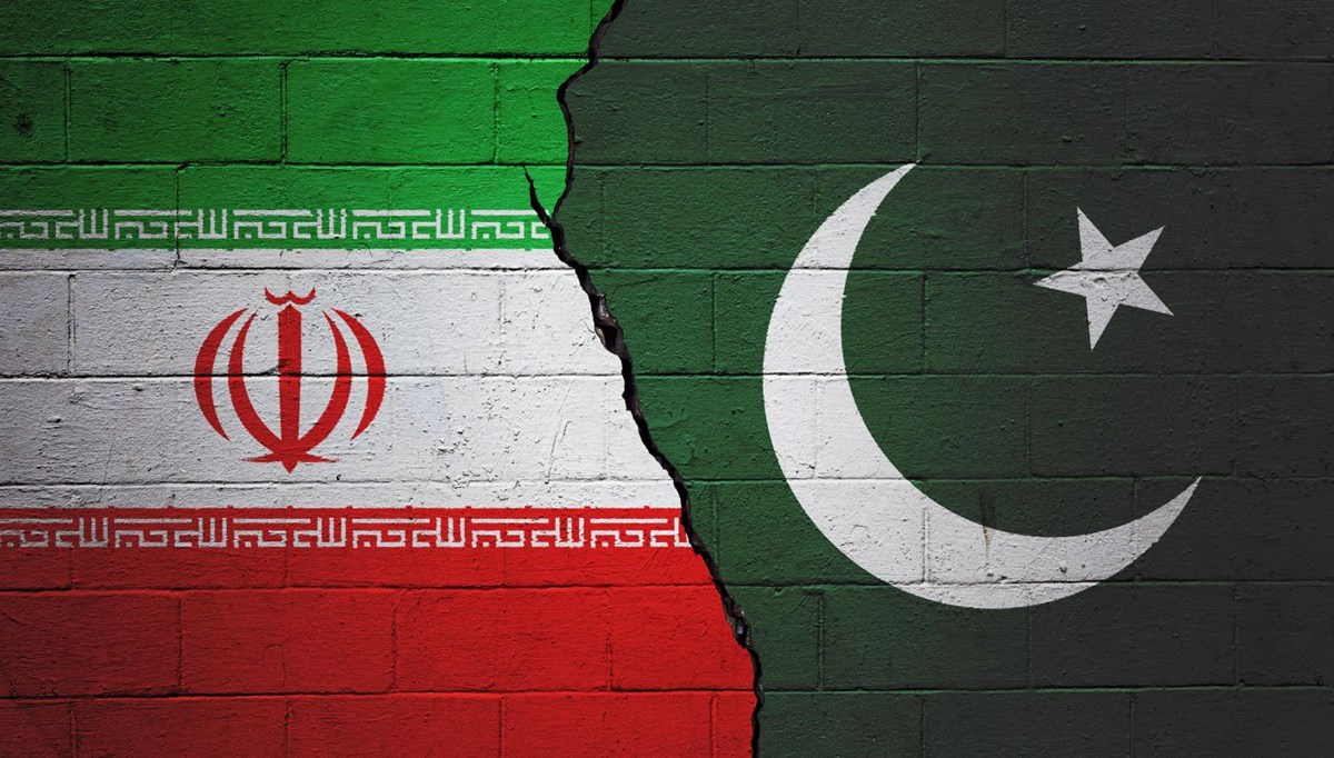 İran'dan Pakistan'a füzeli saldırı