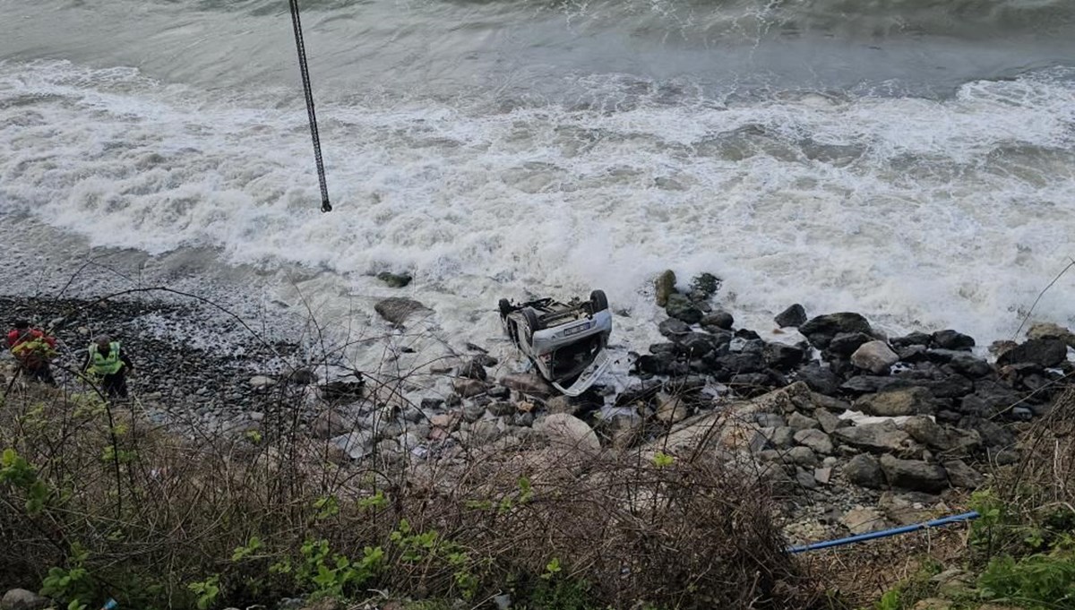 Giresun'da otomobil denize düştü: 1 ölü