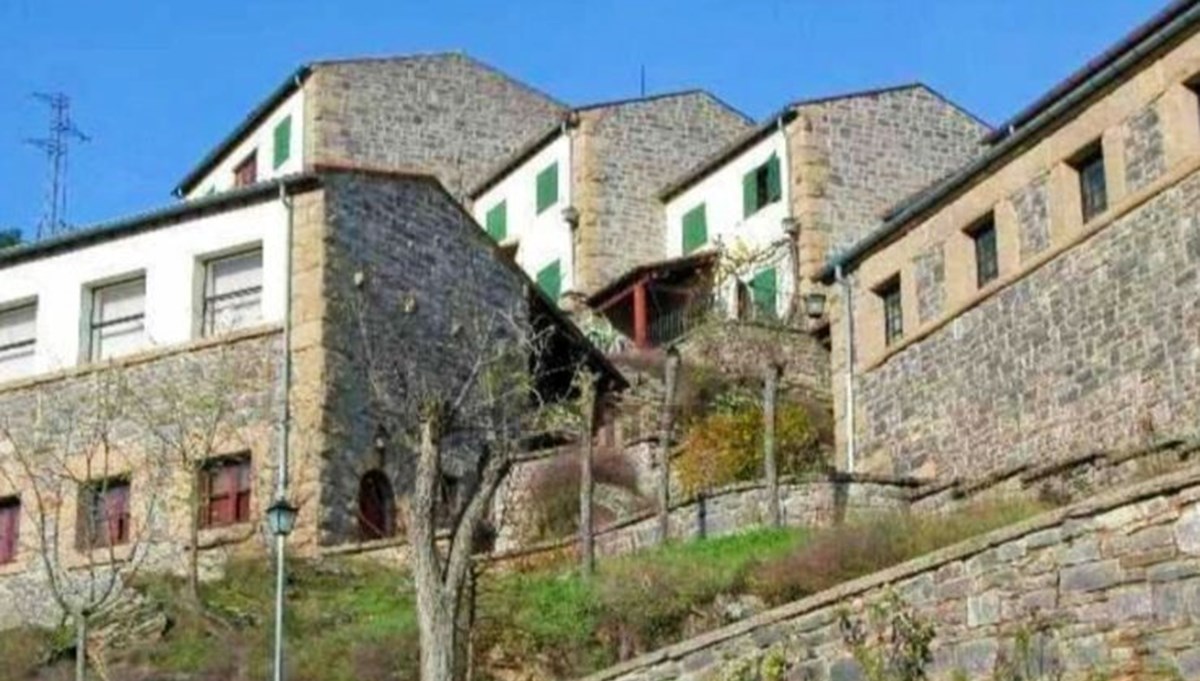 İspanya'da 44 haneli köy satışa çıkarıldı