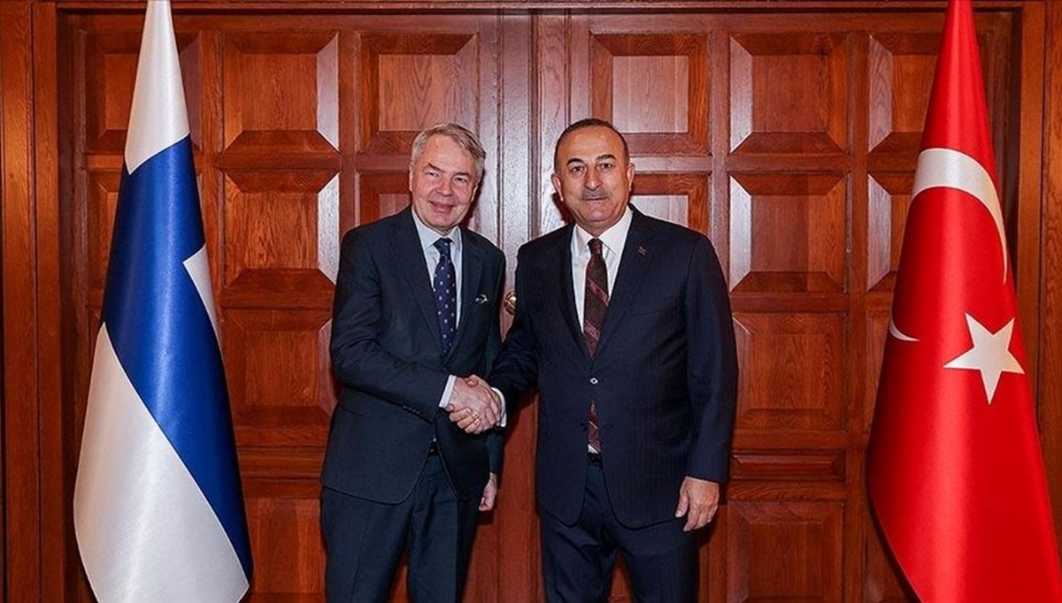 Dışişleri Bakanı Çavuşoğlu, Finlandiyalı mevkidaşı ile görüştü