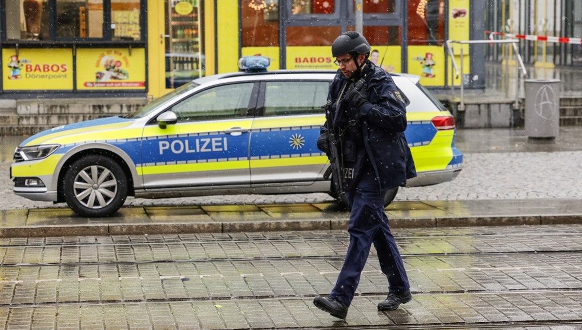 Almanya'da yabancı kökenlilere 2 kat fazla polis kontrolü