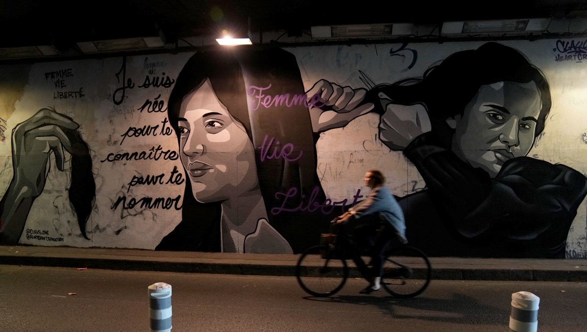 İran'da örtünme baskısı sürüyor: Kadın sürücüler hedefte