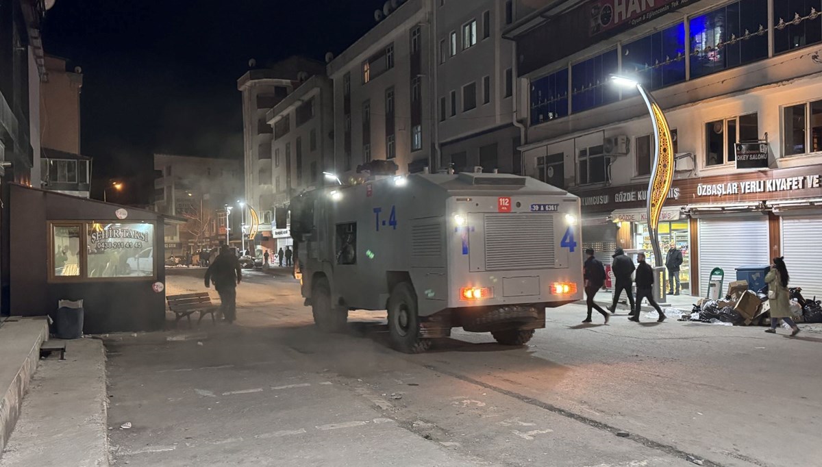 Yurtta Van eylemleri | İçişleri Bakanı Ali Yerlikaya: 14 ilde 340 şüpheli gözaltına alındı
