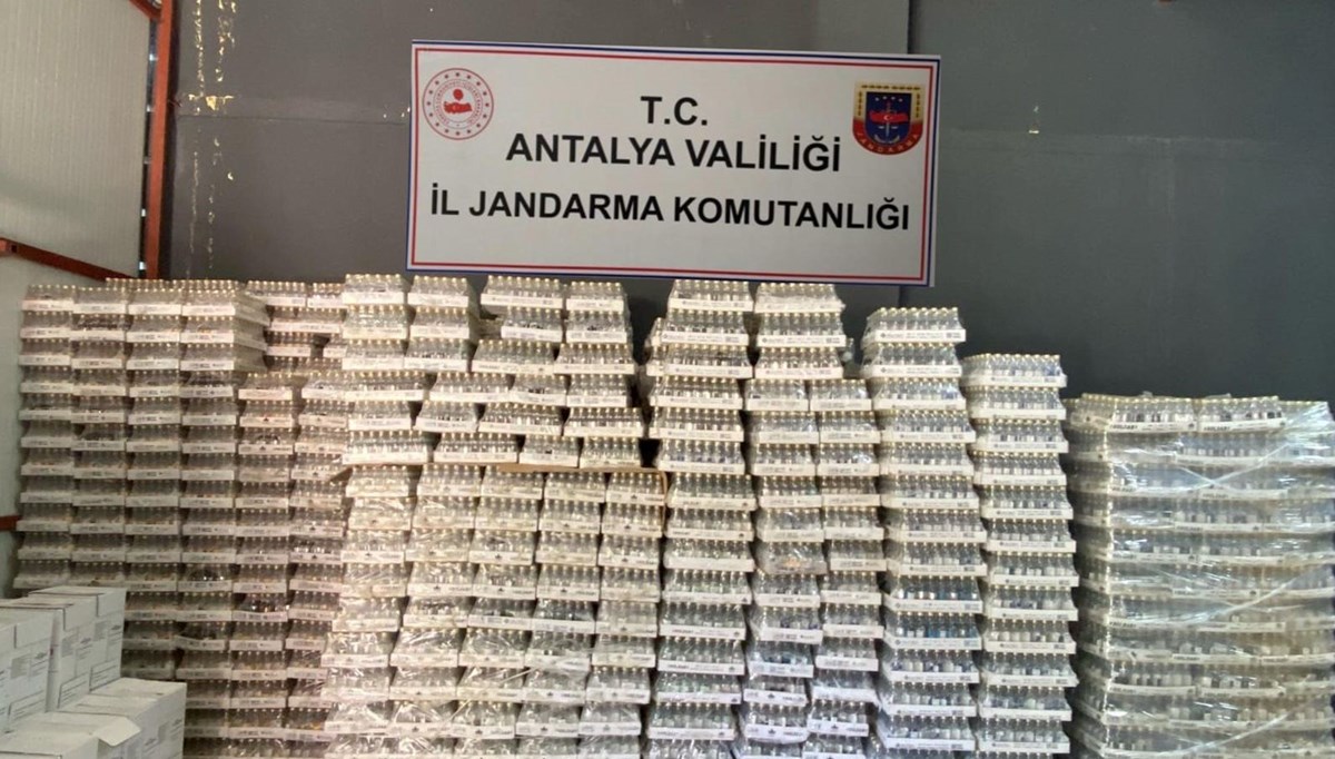 Antalya'da, Cumhuriyet tarihinin en büyük kaçak içki operasyonu