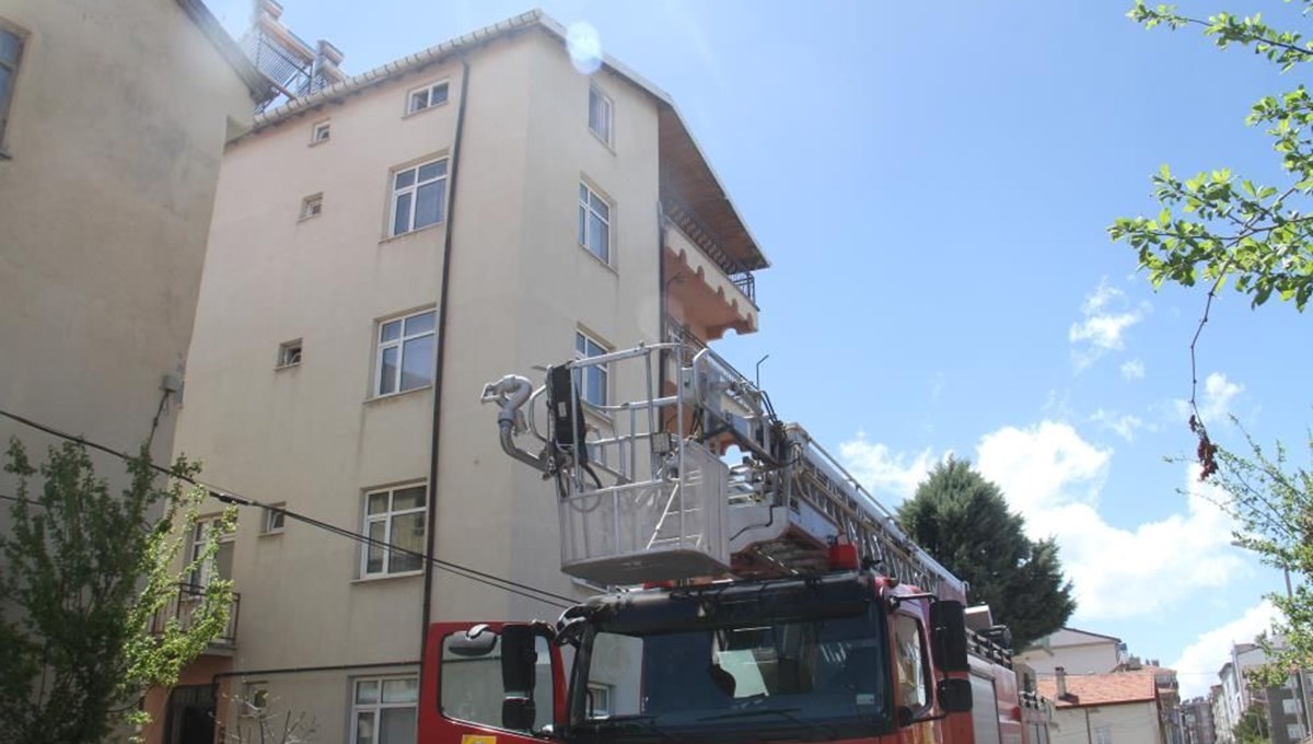 Konya'da 5 katlı apartmanda yangın