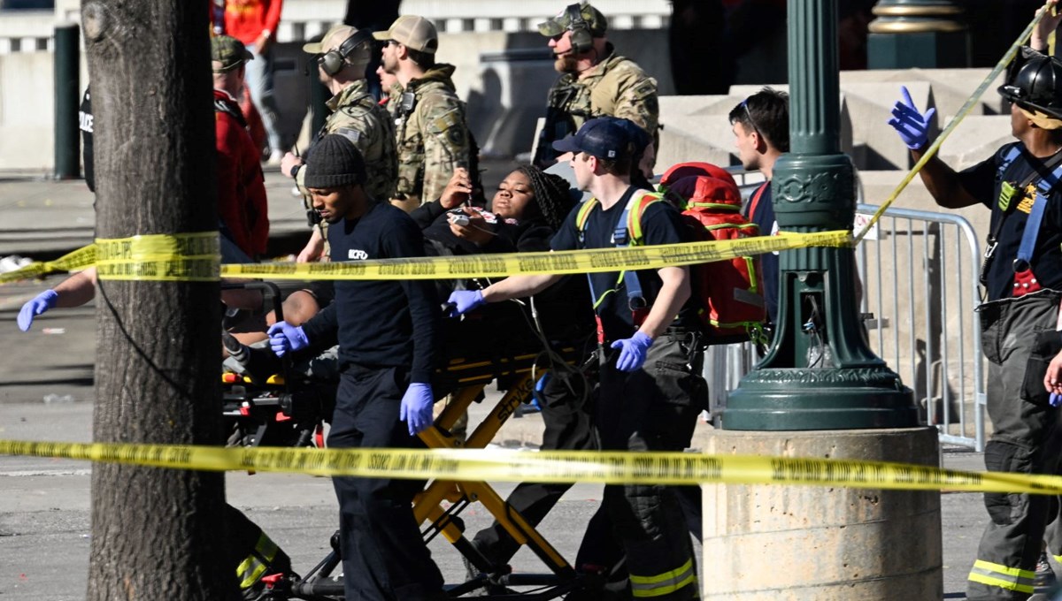 ABD'de Super Bowl geçit töreninde silahlı saldırı: 1 ölü, 14 yaralı