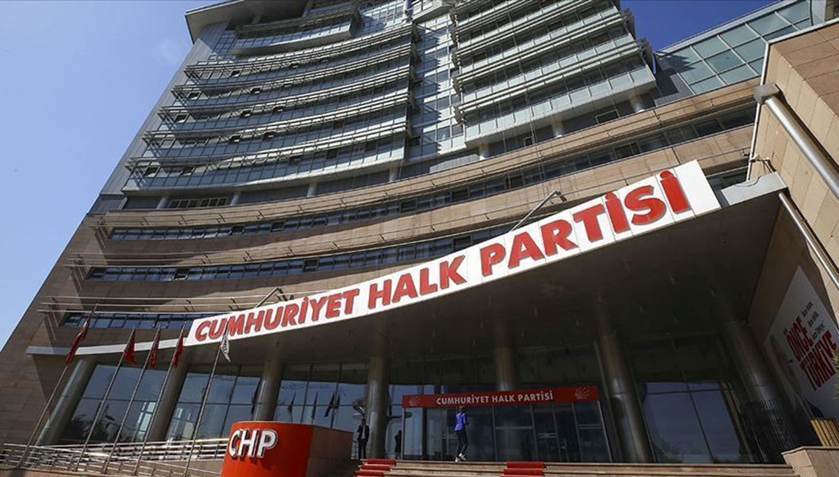CHP'nin yeni grup başkanvekili belli oldu (Murat Emir kimdir?)
