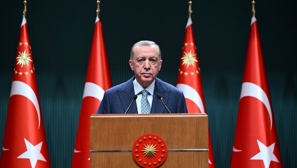 Cumhurbaşkanı Erdoğan, EYT düzenlemesini açıkladı (EYT'de yaş sınırı olacak mı?)