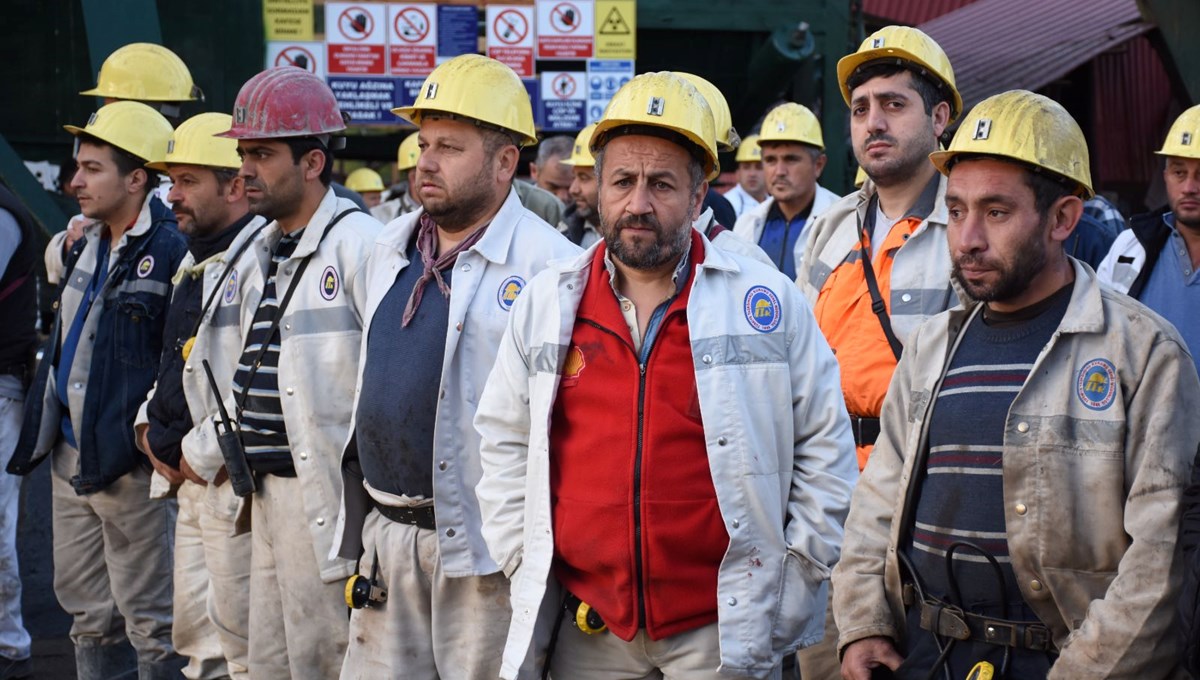 Amasra'daki maden faciasının 1'inci yıl dönümünde 43 madenci anıldı