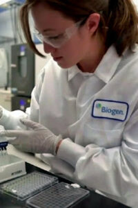 Onaylanan Alzheimer İlacına Karşı Çıkan Bilim İnsanları İstifa Etti: Kanıt Yok, Yan Etkisi Çok