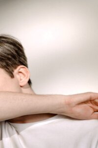 Omicron Varyantında En Çok Görülen Semptom Açıklandı