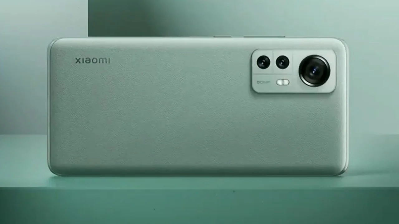 Xiaomi 12 ve 12 Pro resmi olarak duyuruldu