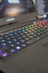 Oyun Laptopları Masaüstü Bilgisayarlardan Ne Kadar Yavaş?