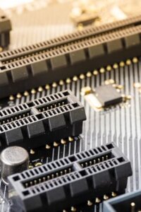 PCIe x4, x8 ve x16 Arasındaki Fark Ne?