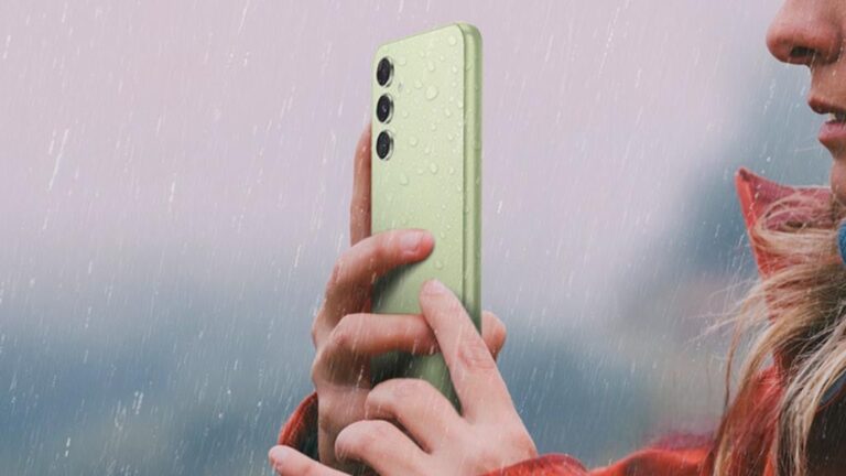 Samsung Galaxy A54, Aralık 2024 güvenlik güncellemesini aldı