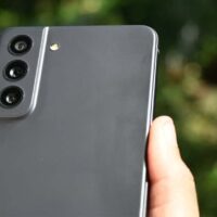 Samsung Galaxy S21 FE Aralık 2024 güvenlik güncellemesini alıyor