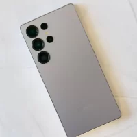 Samsung Galaxy S26 Ultra, kablosuz şarjı tekrar kullanmaya değer hale getirebilir