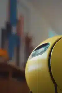 Samsung’un akıllı robotu Ballie yine ertelendi