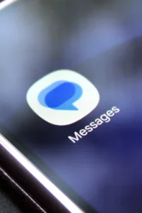 Google Mesajlar, SIM değiştirmeyi daha az rahatsız edici hale getirmeye doğru bir adım atıyor