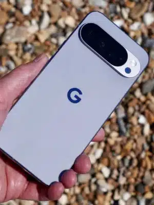 Google Pixel 10'un son güncellemesi titreyen Always-on Ekran özelliği getiriyor 3