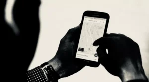 Android ve iPhone Canlı Konum Sorunu: Güncellenmeme Hatasını Düzeltmenin 5 Yolu