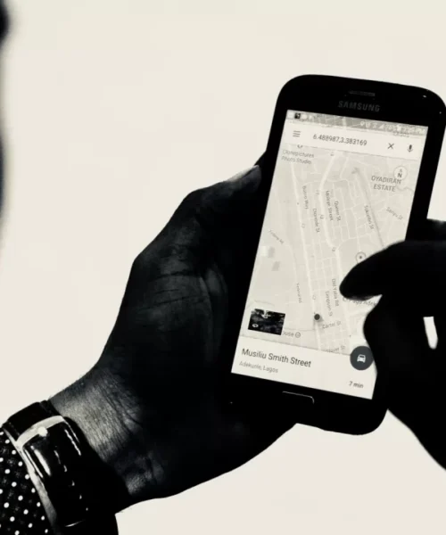 Android ve iPhone Canlı Konum Sorunu: Güncellenmeme Hatasını Düzeltmenin 5 Yolu