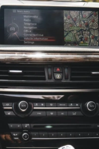 Android Auto Bağlantı Kopmaları Kabusuna Son: Kesintisiz Sürüş İçin Kapsamlı Çözümler